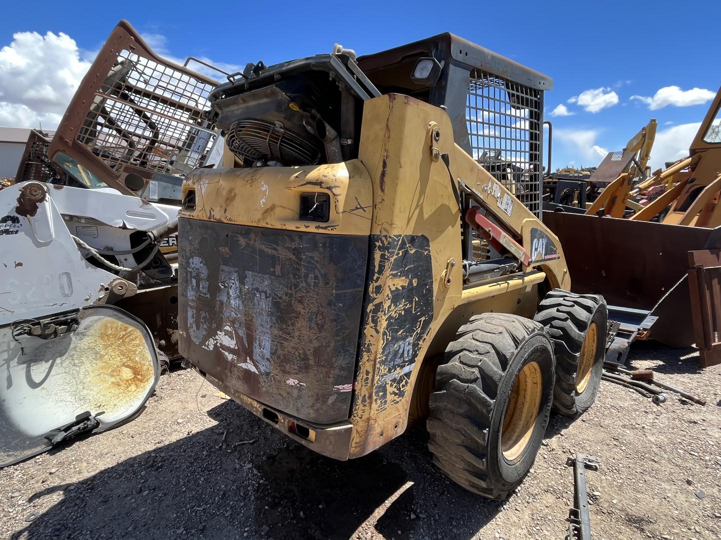 ./imagenes/INVOICE/2019/17617/MINICARGADOR CATERPILLAR 226 (13).JPG